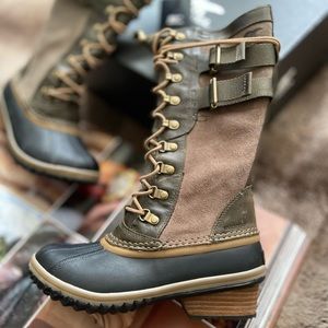 Sorel Shoes | Sorel Conquest Carly II Boots | Color: Black/Green | Size: 7 | Patpaige's Closet